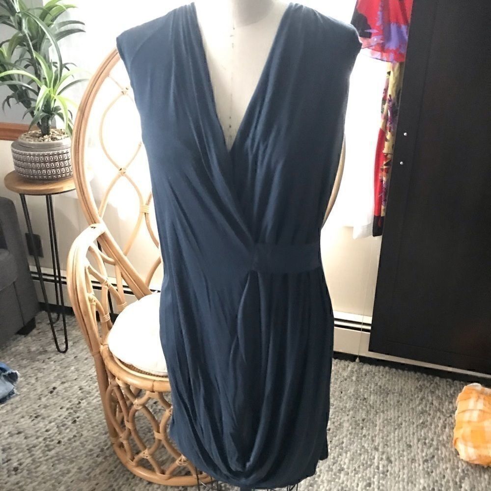 HD in Paris dress NWT - Picture 2 of 4